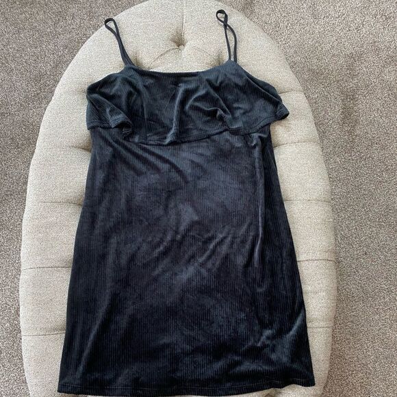 Velvet Mini Ruffle Dress - Picture 3 of 11